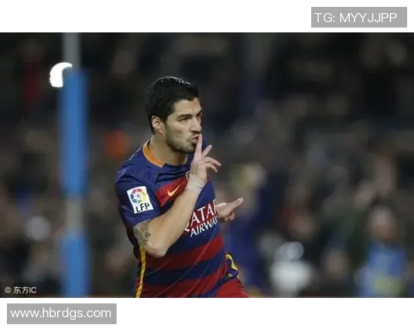 乌拉圭足球明星盘点：苏亚雷斯与卡瓦尼领衔的足球传奇